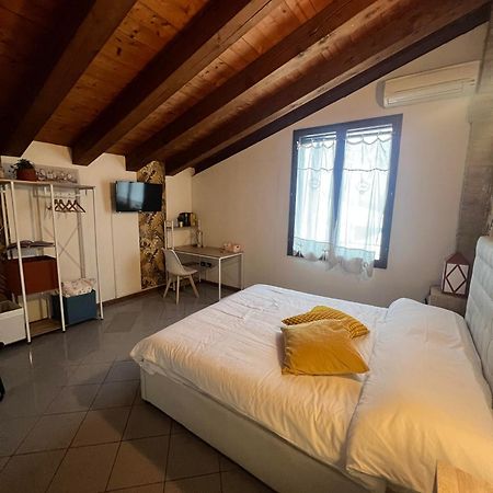 Hotel La Divina à Sant'Agata Bolognese Extérieur photo